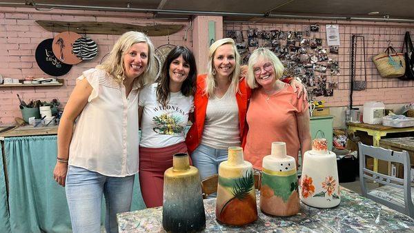 Workshop Vazen beschilderen bij Happy You Workshops in Apeldoorn