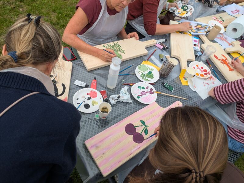 Voorbeeld uit de workshop Workshop Borrelplank XXL schilderen